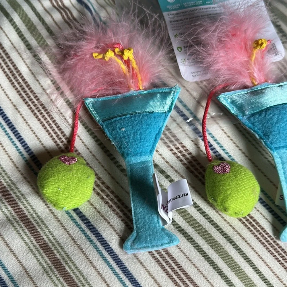 SmartyKat Tropical Time Island Martini Catnip Cat Toys
